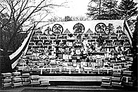 三木家の婚姻（結納の品）
（三木家所蔵写真より）