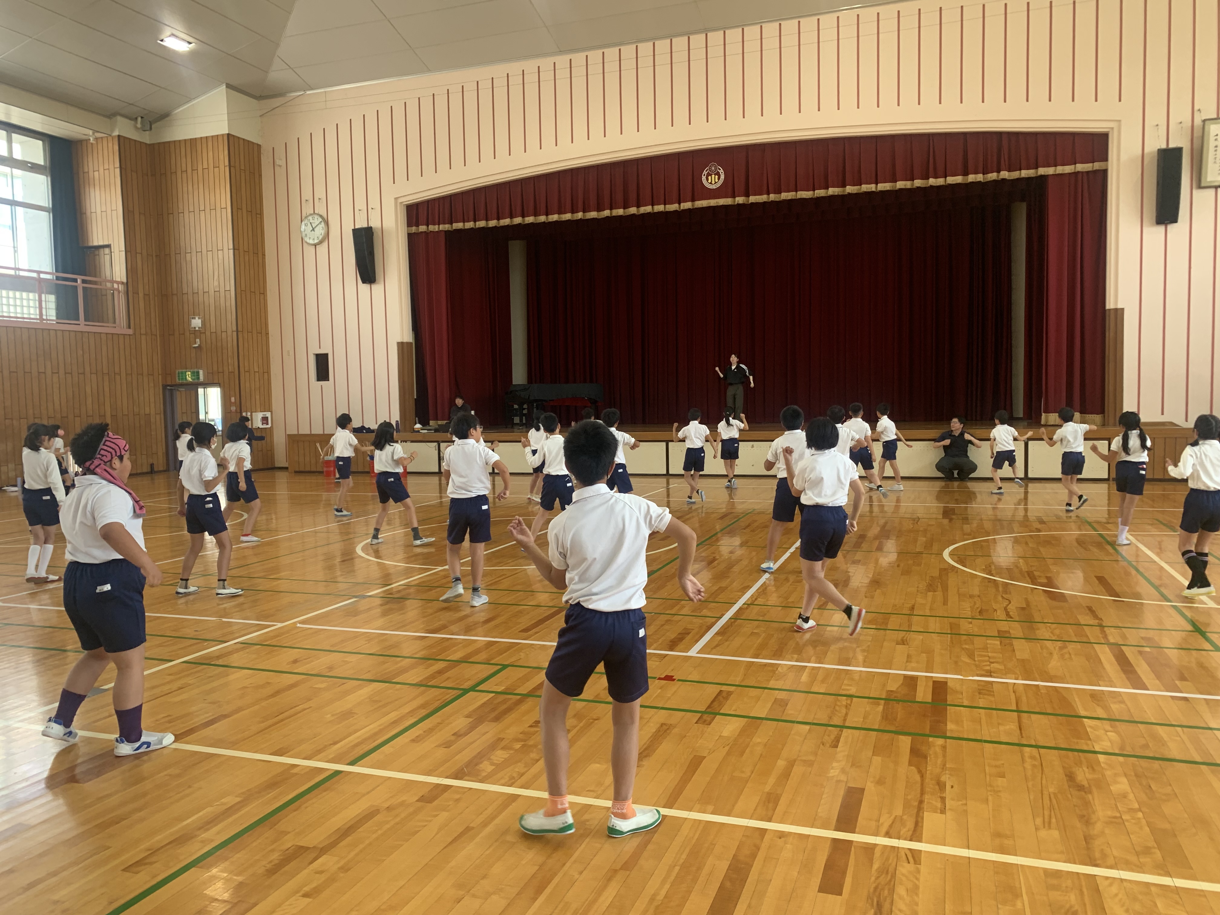 ダンスのようす